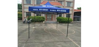 南寧廣告傘 戶外擺攤遮陽防雨的得力助手